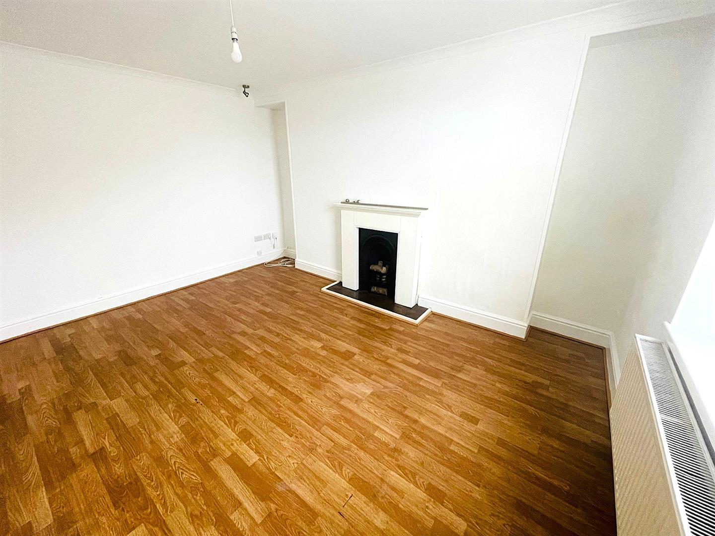 Sawel Terrace, Pontarddulais, Swansea, SA4 0UY